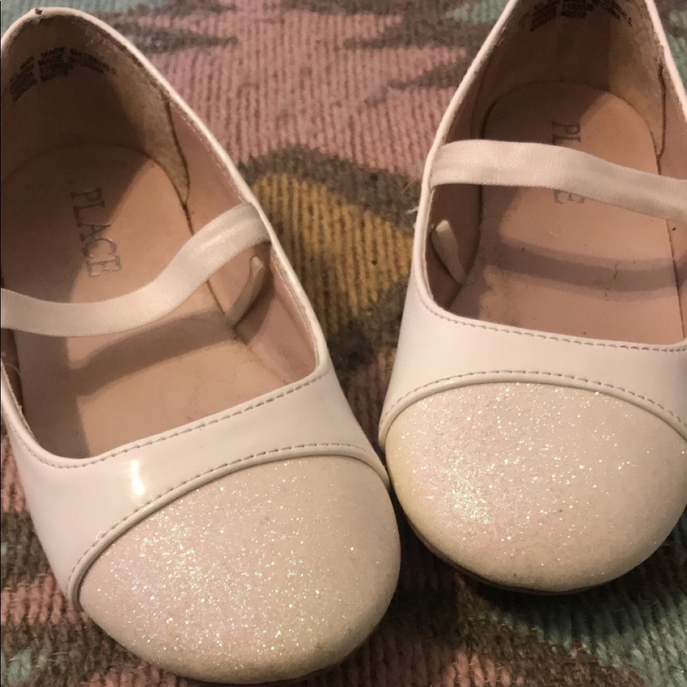 Toddler girl slip on dress shoe